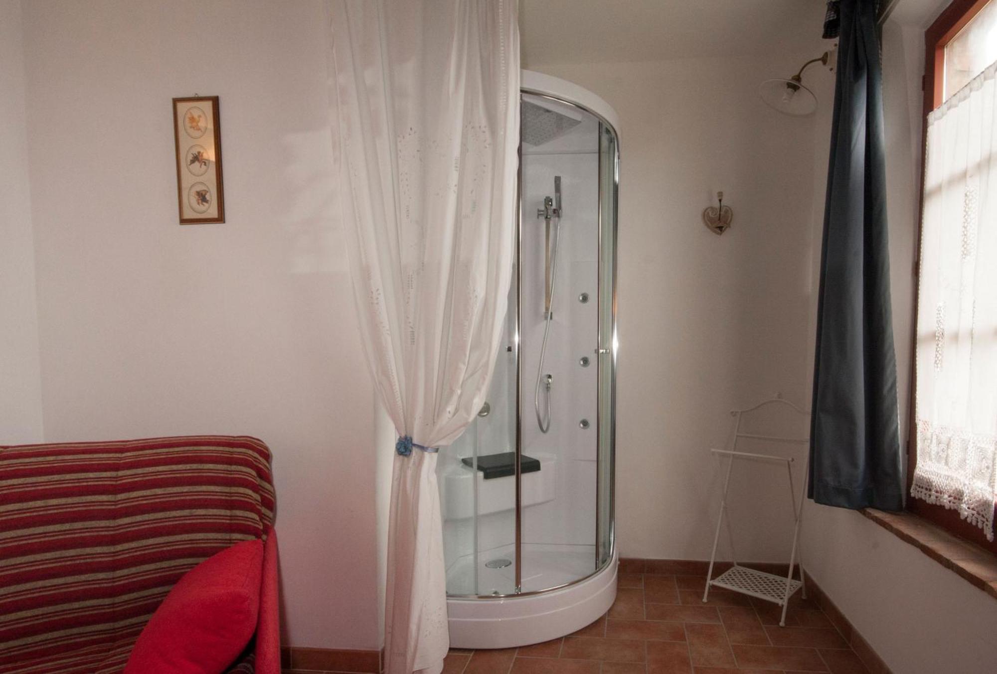 Casavacanze Vesta Isola d'Arbia Pokoj fotografie