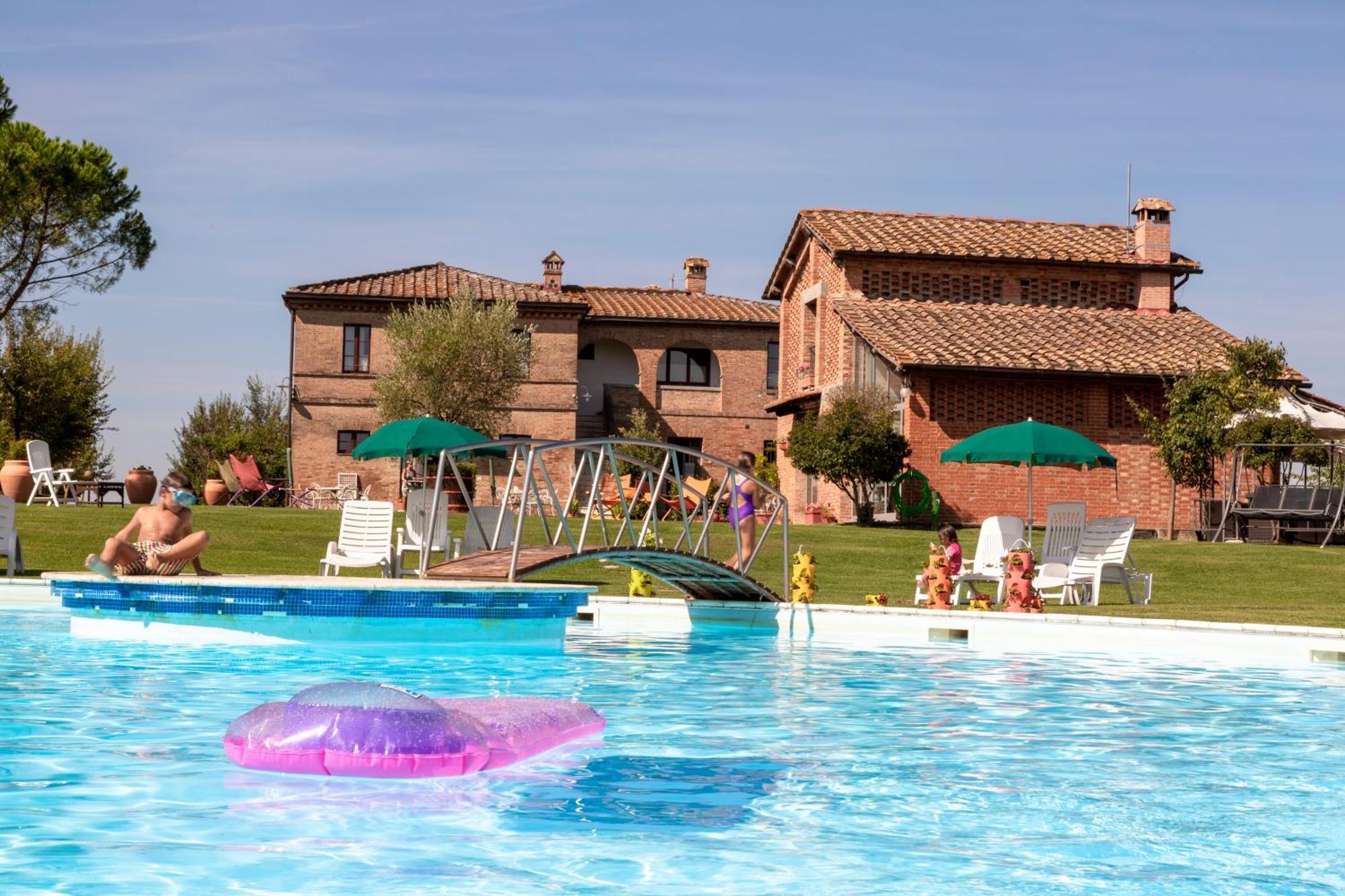 Casavacanze Vesta Isola d'Arbia Exteriér fotografie