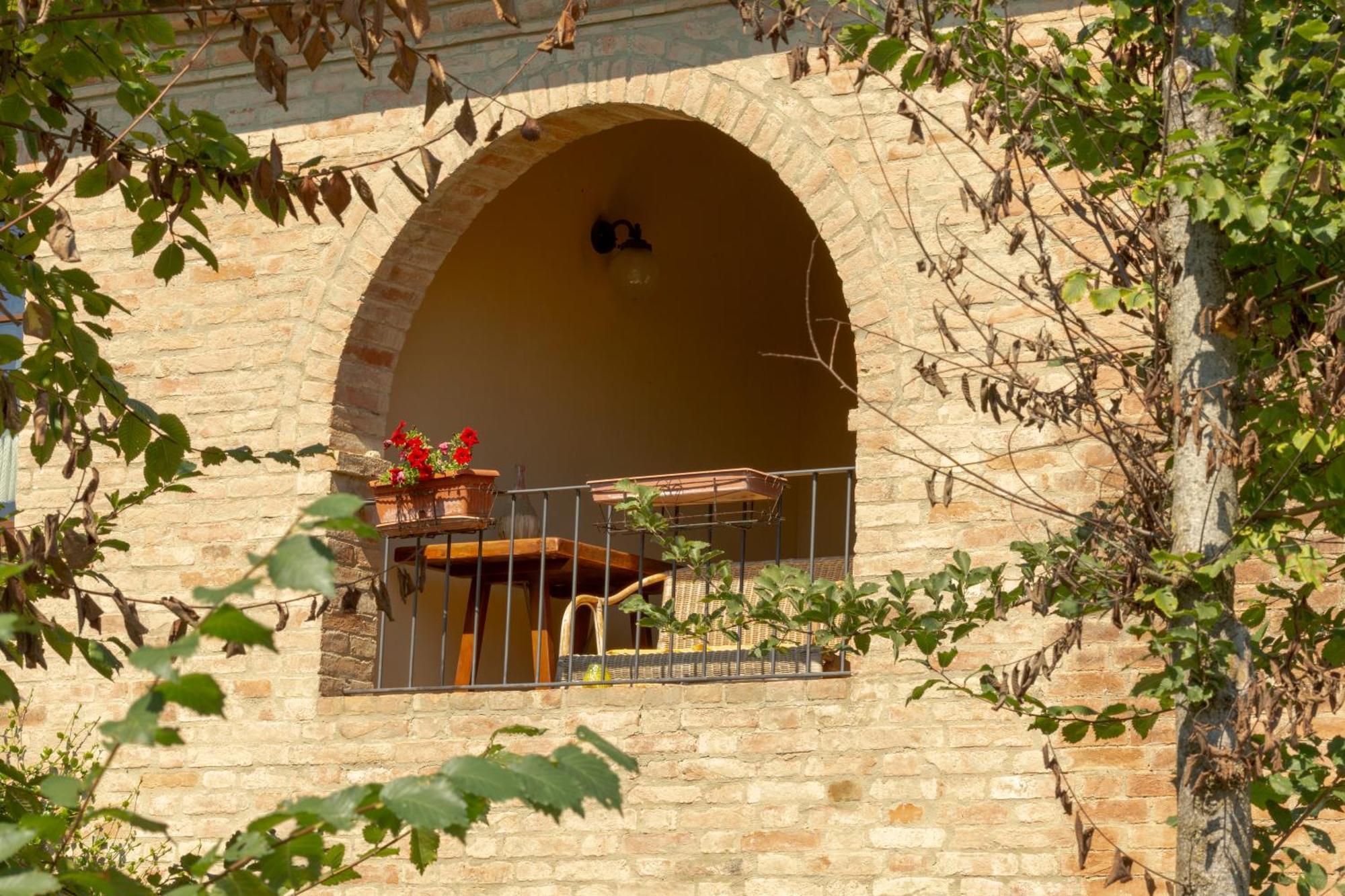 Casavacanze Vesta Isola d'Arbia Exteriér fotografie